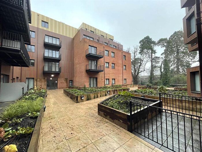 1 Bedroom Apartment To Rent In Farnborough Road, Farnborough, GU14