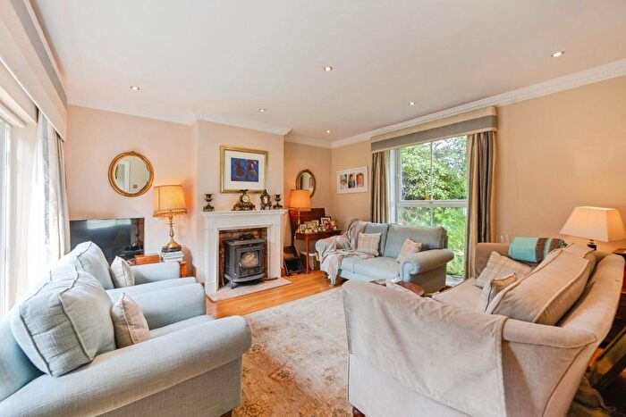 3 Bedroom Detached House For Sale In Walsall Road, Springhill, Lichfield, WS14
