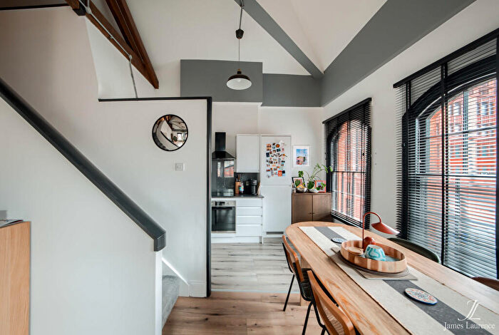 2 Bedroom Apartment For Sale In Tennial Wharf, Ludgate Hill, Jewellery Quarter, B3