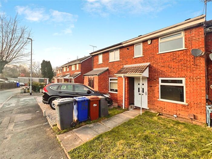 2 Bedroom Terraced House For Sale In Eton Close, Burton-on-Trent, Staffordshire, DE14
