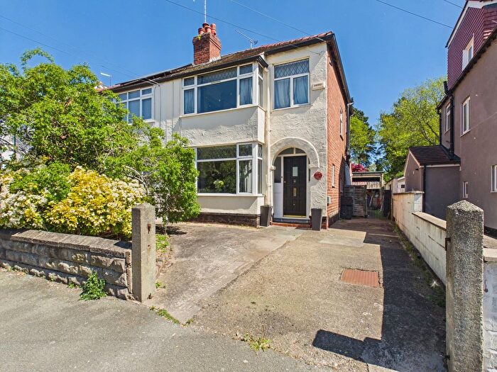 3 Bedroom Semi Detached House For Sale In Upton Drive, Upton, Chester, Cheshire, CH2