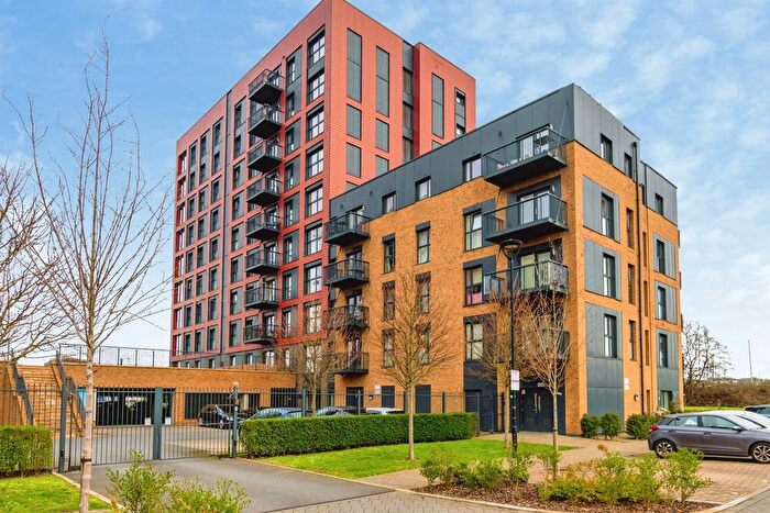 2 Bedroom Flat For Sale In Meridian Way, Southampton, SO14