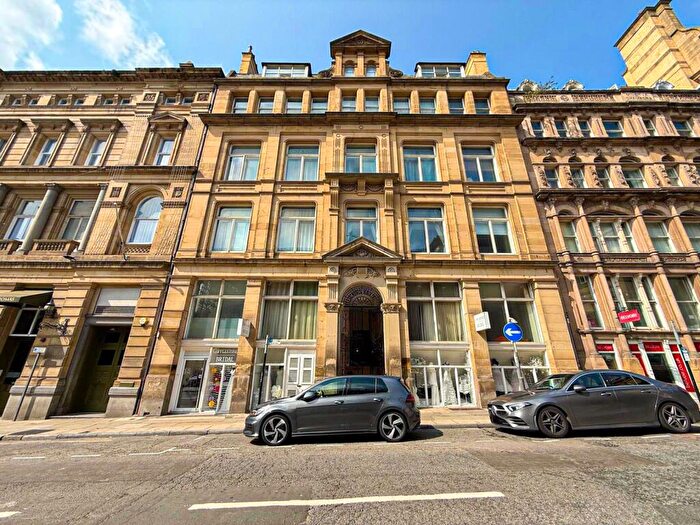 2 Bedroom Apartment To Rent In Sir Thomas Street, Liverpool, Merseyside, L1