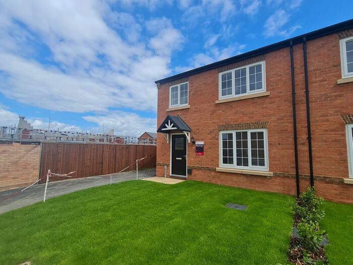 4 Bedroom Property To Rent In Midford Drive, Doncaster, DN2