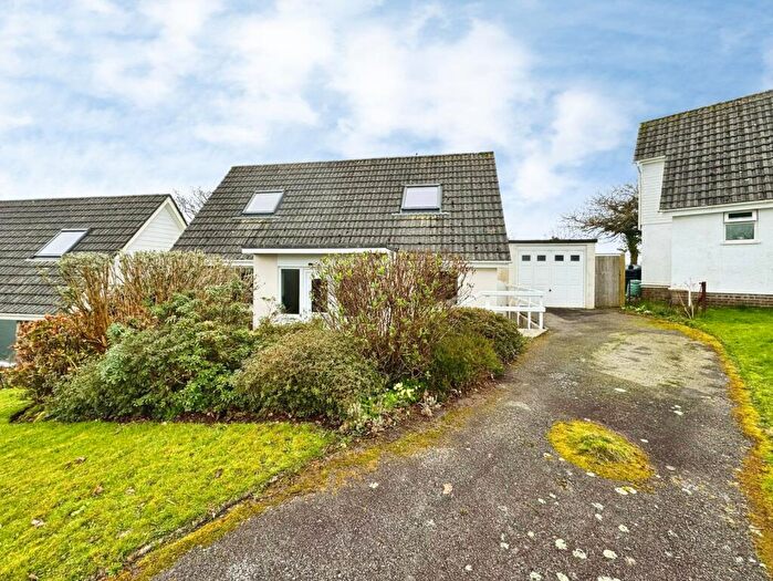 3 Bedroom Bungalow For Sale In Gwelmeneth Park, Liskeard, Cornwall, PL14