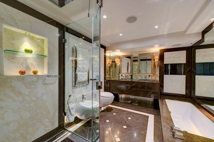 5 Bedroom Flat To Rent In Princes Gate, London, SW7