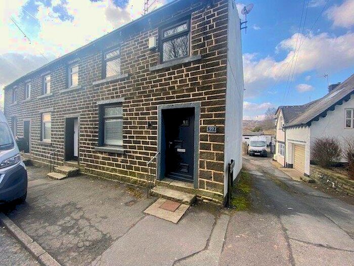 3 Bedroom End Of Terrace House To Rent In Helmshore Road, Haslingden, Rossendale, Lancashire, BB4
