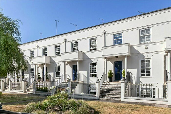 4 Bedroom Terraced House To Rent In Seaton Close, Putney, SW15