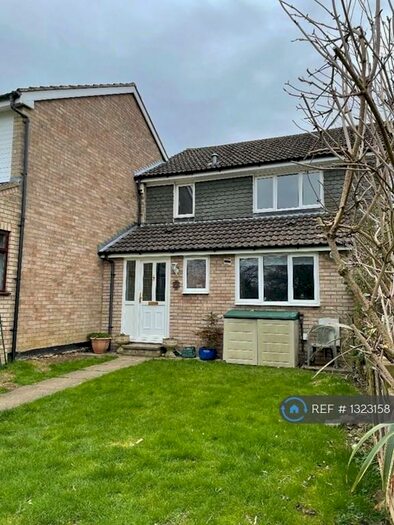 4 Bedroom Terraced House To Rent In Orchard Way, Hitchin, SG4