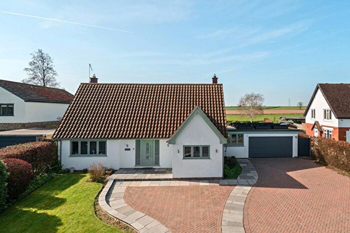 3 Bedroom Detached House For Sale In Sapele Lodge, Tockwith Road, York, North Yorkshire, YO26
