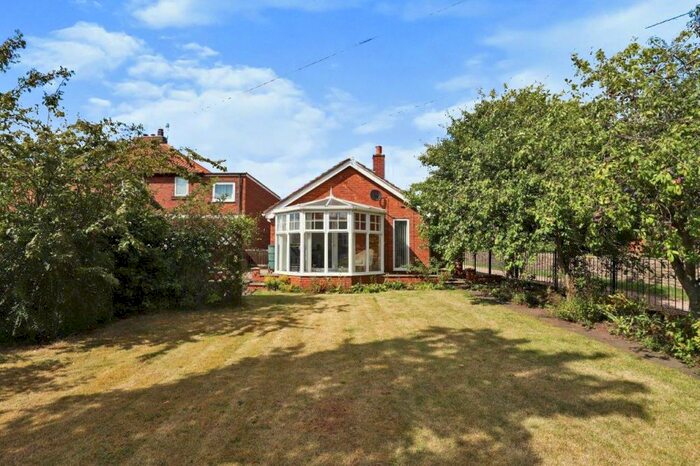 3 Bedroom Bungalow For Sale In Main Street, Ulley, Sheffield, S26