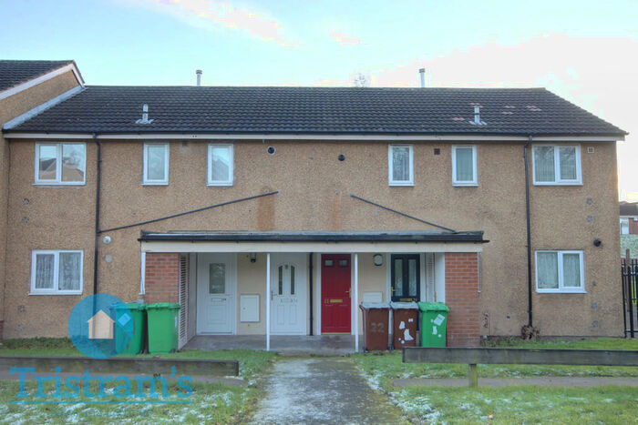 1 Bedroom Maisonette To Rent In Lytham Gardens, Nottingham, NG5