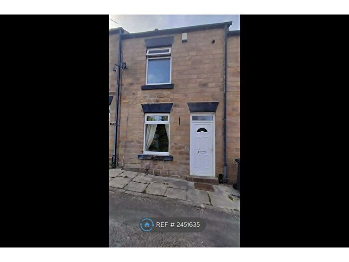 2 Bedroom Terraced House To Rent In West Bourne Terrace, Barnsley, S70