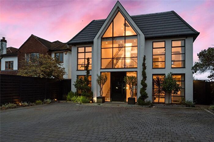 5 Bedroom Detached House For Sale In Croydon Road, Keston, BR2