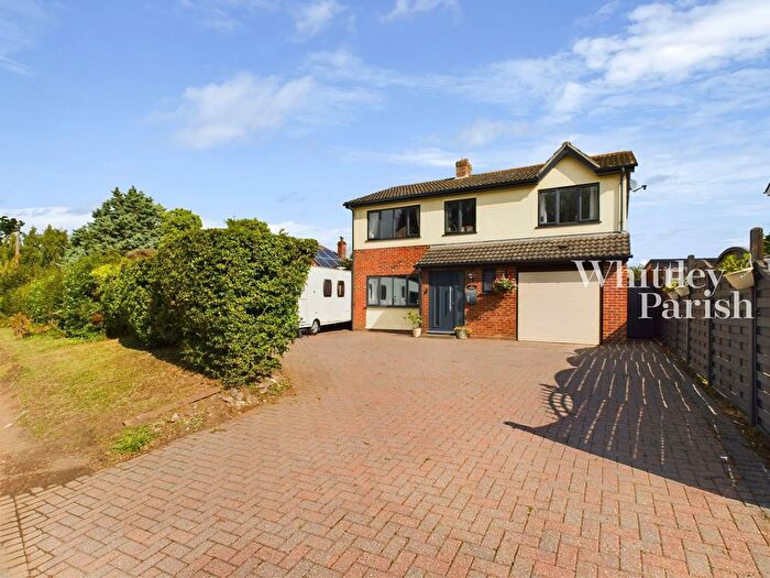 5 Bedroom Detached House For Sale In The Street, Hempnall, Norwich, NR15