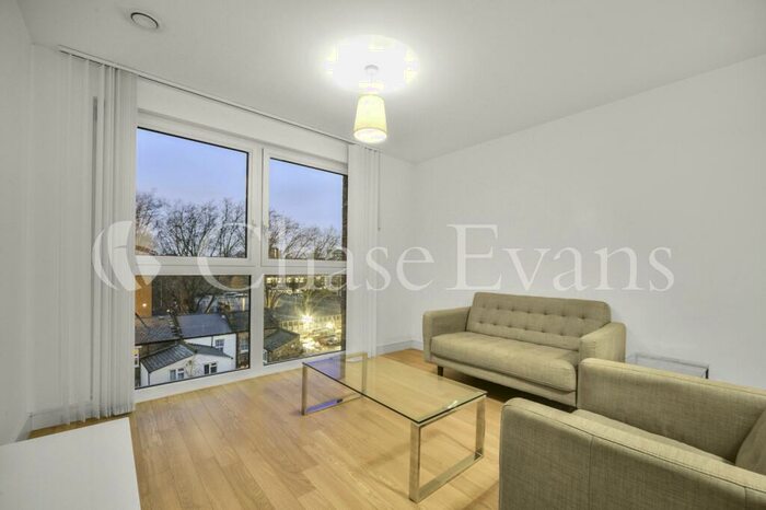 1 Bedroom Flat To Rent In Mandara Place, Greenland Place, Yeoman Street, Surrey Quays, London, SE8