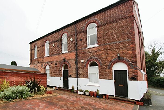 2 Bedroom Flat To Rent In Clarkes Lane, Beeston, NG9