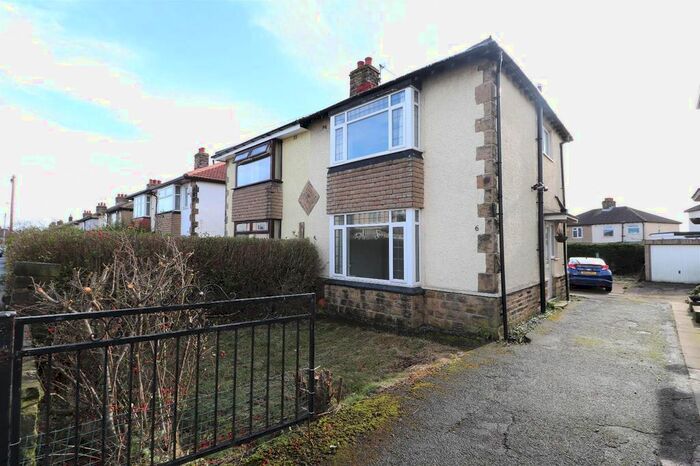 2 Bedroom Detached House To Rent In Calverley Moor Avenue, Pudsey, West Yorkshire, Uk, LS28
