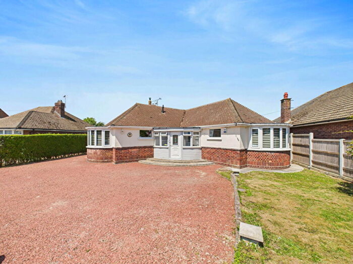 3 Bedroom Detached Bungalow For Sale In Frinton Road, Kirby Cross, Frinton-on-sea, CO13