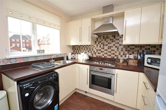2 Bedroom Apartment For Sale In The Pines, Sherwood Walk, Middleton, Leeds, West Yorkshire, LS10
