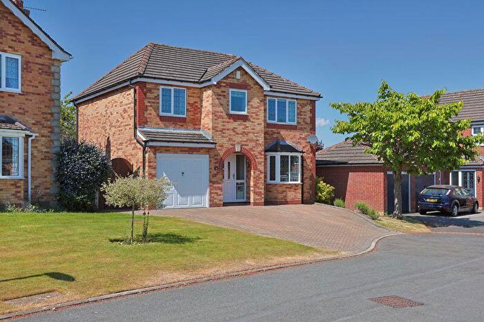 4 Bedroom Detached House For Sale In St. Johns Close, Walton, Chesterfield, S42