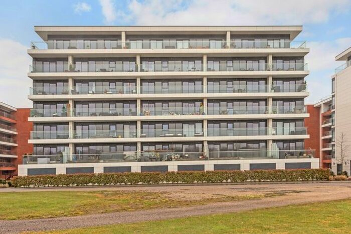 2 Bedroom Flat To Rent In Kingman Way, Newbury, RG14