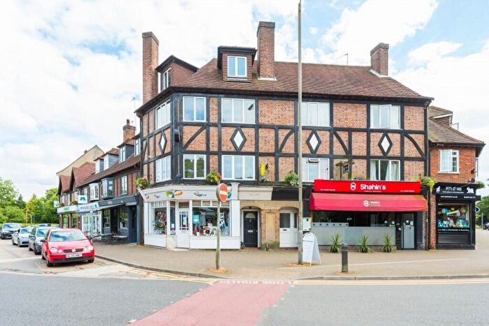 2 Bedroom Flat For Sale In Nightingales Corner, Little Chalfont, HP7