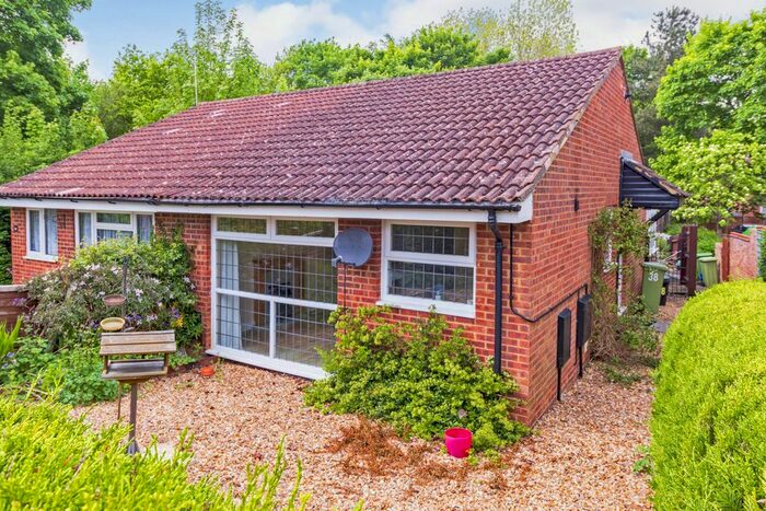 2 Bedroom Bungalow To Rent In Hilliard Drive, Bradwell, MK13