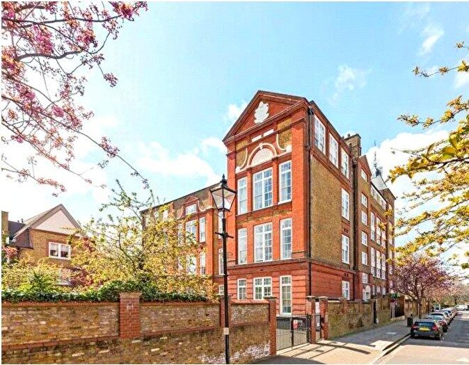 2 Bedroom Apartment To Rent In Batchelor Street, London, N1