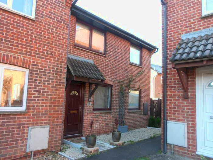2 Bedroom End Of Terrace House To Rent In Lockeridge Close, Trowbridge, Wiltshire, BA14