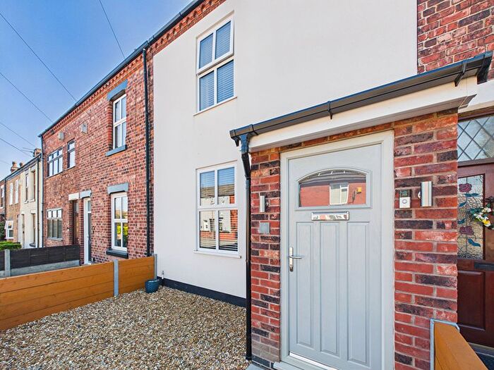 2 Bedroom Terraced House For Sale In Station Road, Ashton-In-Makerfield, Wigan, WN4