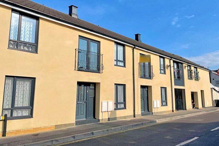 2 Bedroom Terraced House For Sale In Battenburg Road, Gosport, Hampshire, PO12