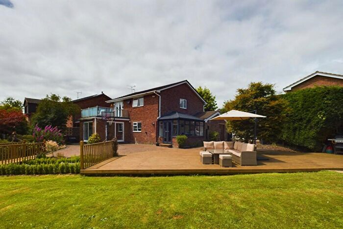 4 Bedroom Detached House For Sale In Chestnut Close, Tean, ST10