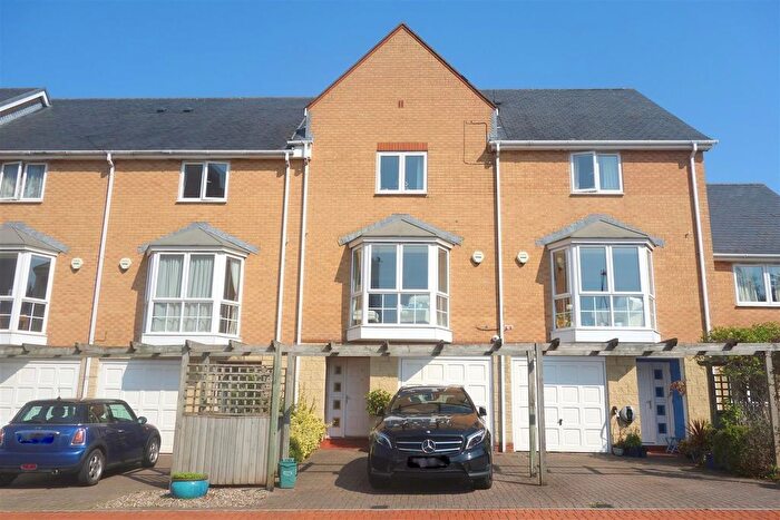 4 Bedroom Property To Rent In Pierhead View, Penarth, CF64