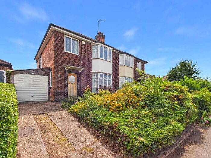 3 Bedroom Semi-Detached House For Sale In Maltby Road, Woodthorpe/Mapperley, Nottingham, NG3