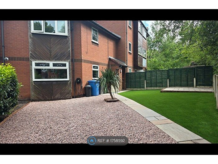 1 Bedroom Flat To Rent In Birchwood, Warrington, WA3