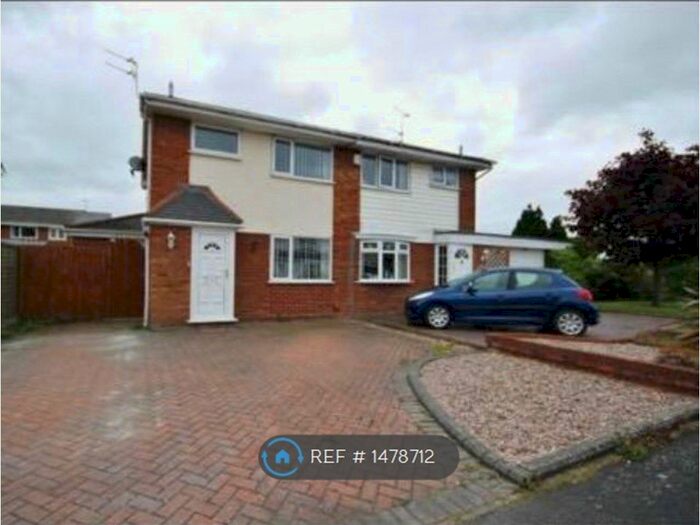 3 Bedroom Semi-Detached House To Rent In Thornley Road, Wirral, CH46