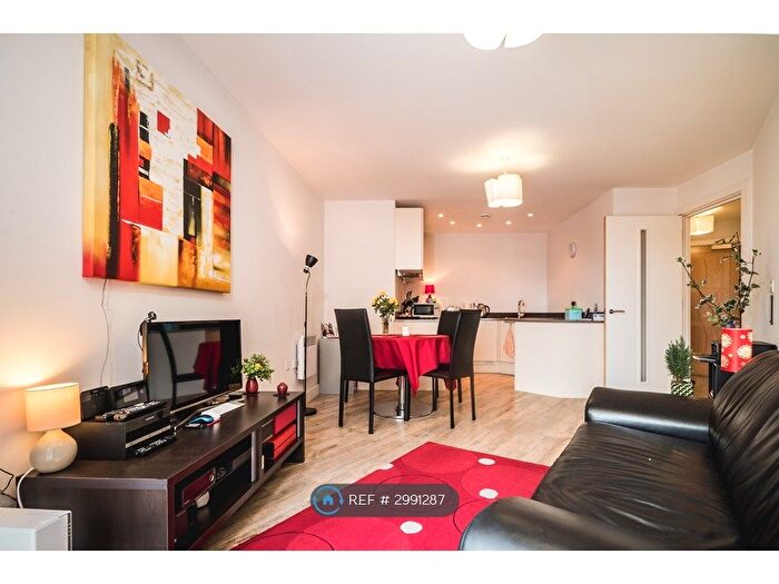 1 Bedroom Flat To Rent In Essex Street, Birmingham, B5
