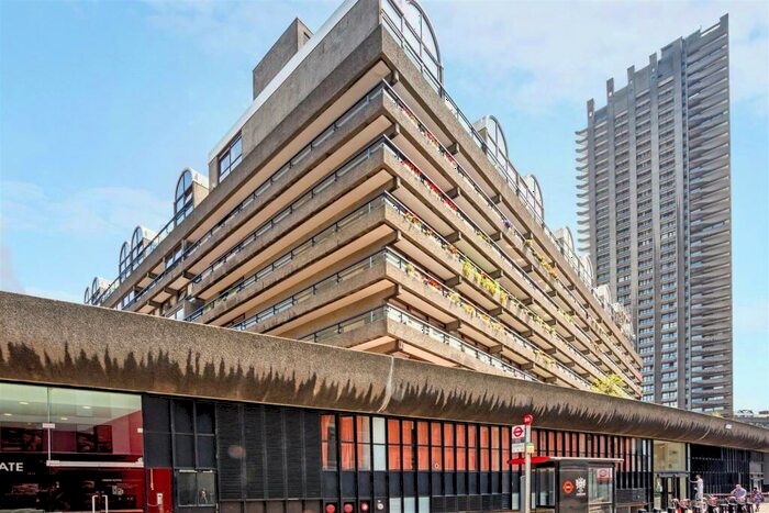 Flat To Rent In John Trundle Court, Barbican, London, EC2Y