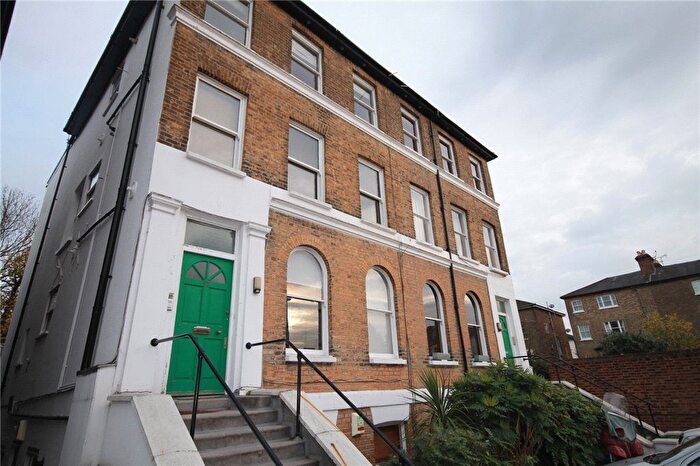 2 Bedroom Flat To Rent In Windsor Road, Ealing, London, W5