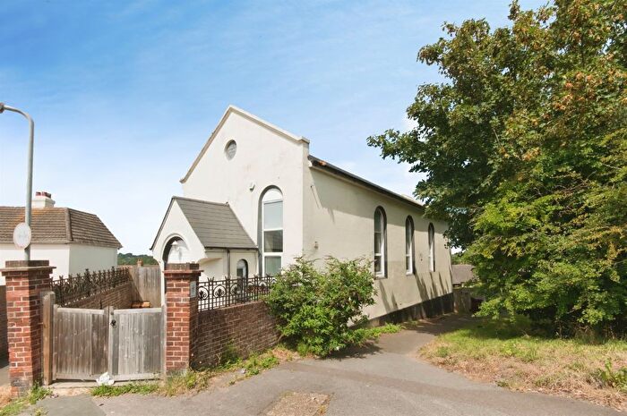 1 Bedroom Flat For Sale In Chapel Path, Bexhill-On-Sea, TN40