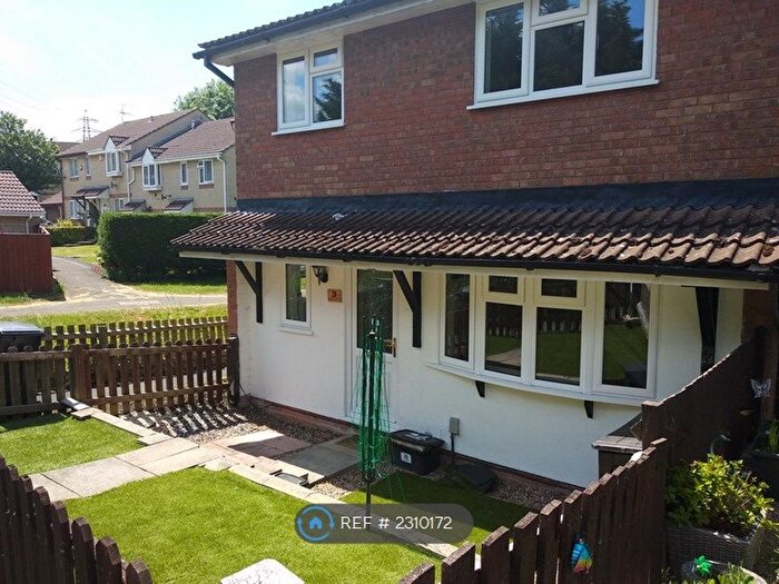 2 Bedroom End Of Terrace House To Rent In Hylder Close, Swindow, SN2