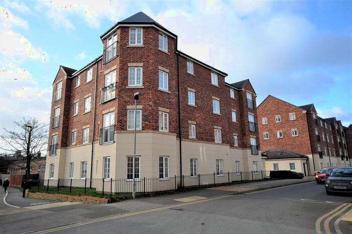 2 Bedroom Flat To Rent In Scholars Court, Dringhouses, York, YO24