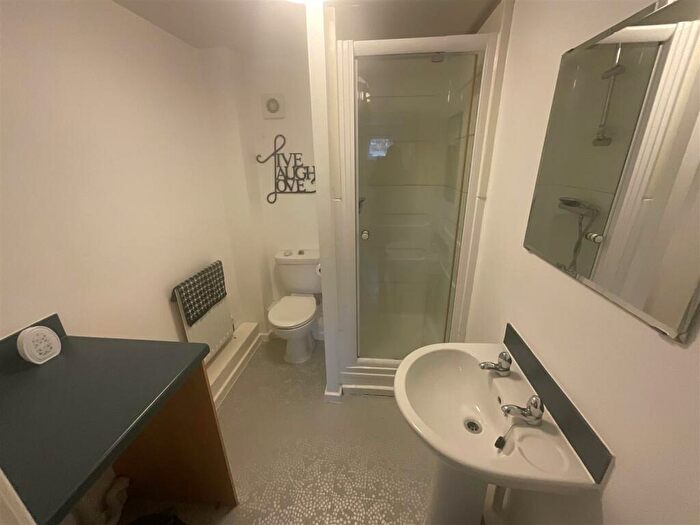 1 Bedroom Flat To Rent In Follager Road Willans Green Rugby, CV21