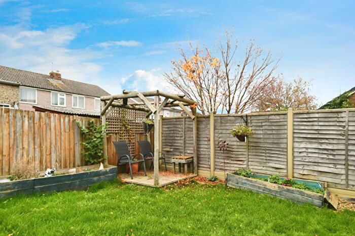 3 Bedroom Semi-Detached House For Sale In St. Margarets Close, Calne, SN11