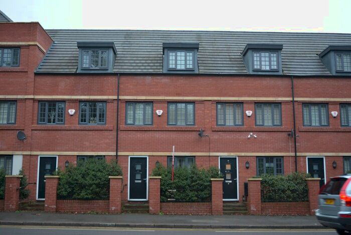 3 Bedroom Town House To Rent In Abbey Park Road, Abbey Quarter, Leicester, LE4