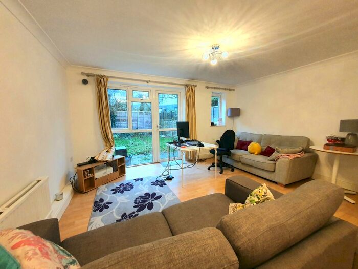 2 Bedroom Terraced House To Rent In Elmgrove Crescent, Harrow-On-The-Hill, Harrow HA1