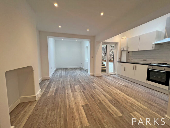 2 Bedroom Apartment To Rent In Blatchington Road, Hove, BN3