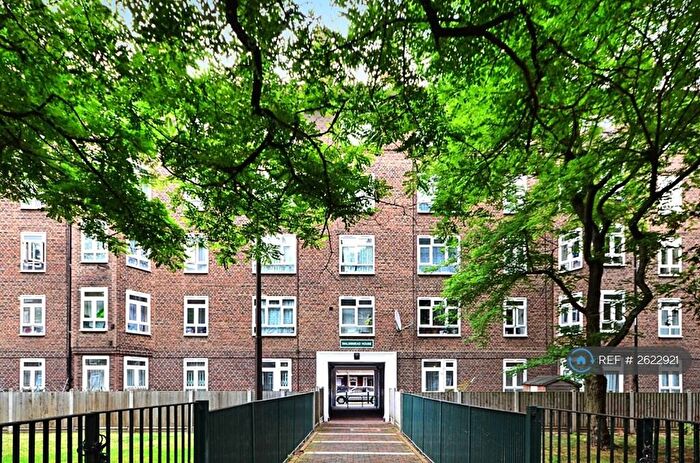 3 Bedroom Flat To Rent In Homerton Road, London, E9
