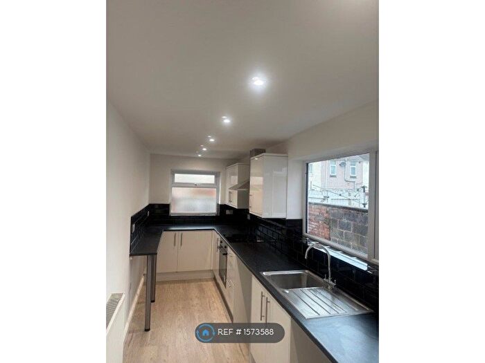 3 Bedroom Terraced House To Rent In Beechfield Road, Ellesmere Port, CH65